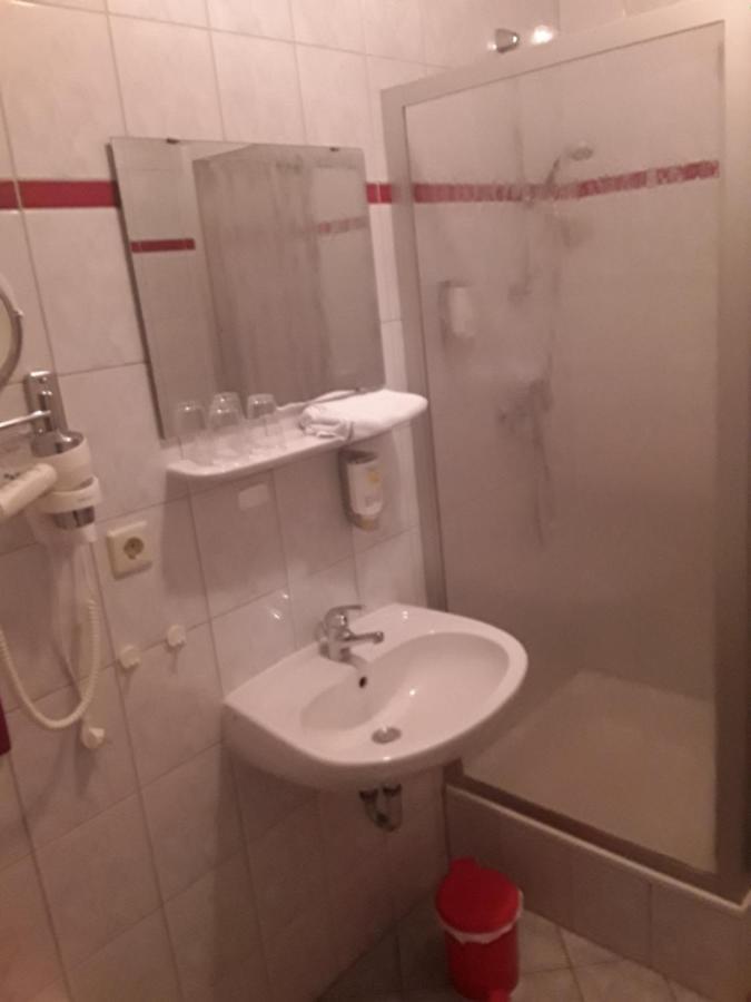 Hotel Schoene Aussicht Steinach  Habitación foto